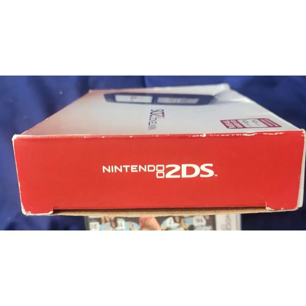 2DS Console with [8] 2DS games, Box, and Plastic Case, Everything Works